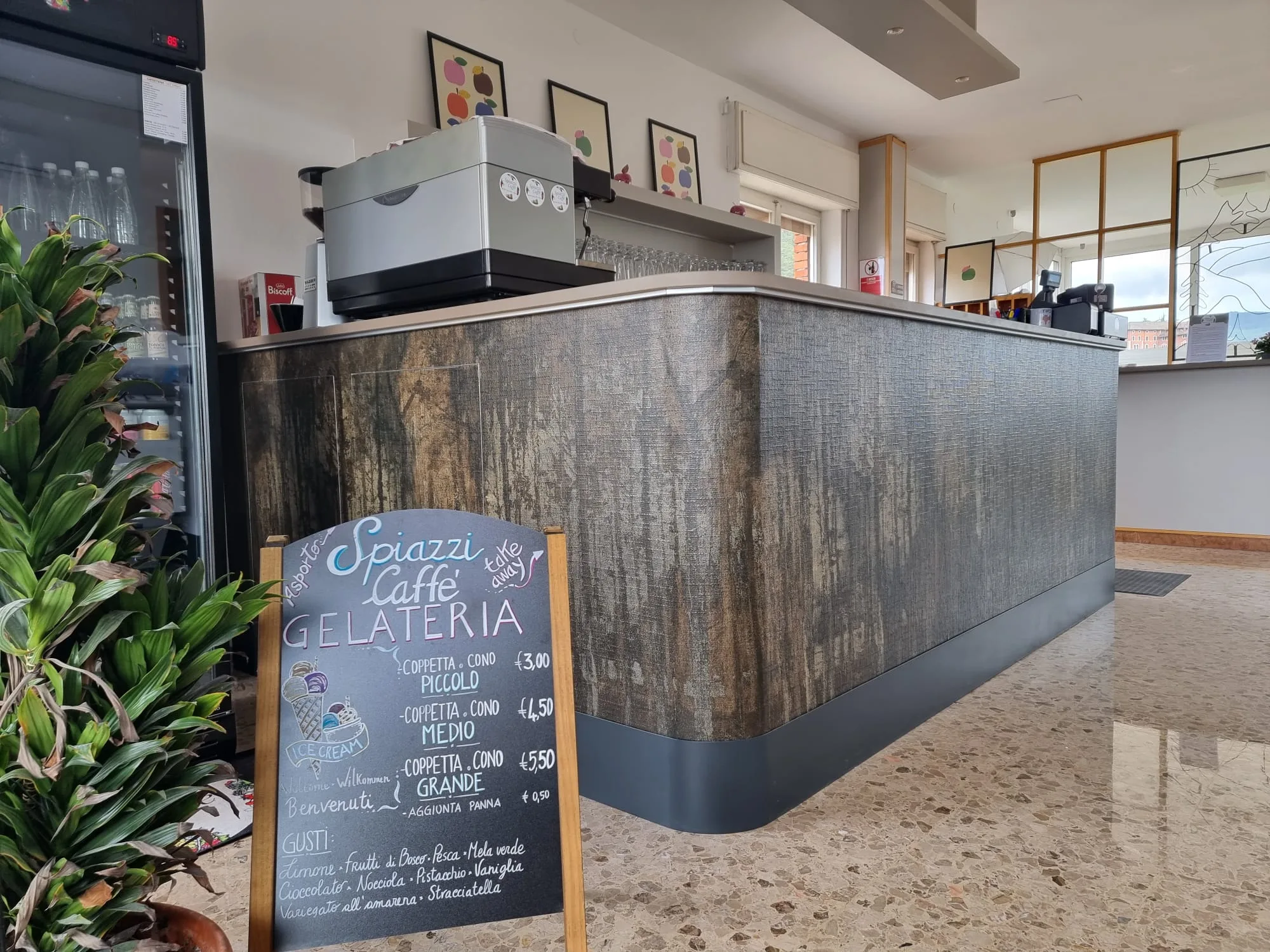 SPIAZZI CAFÈ - Image 4